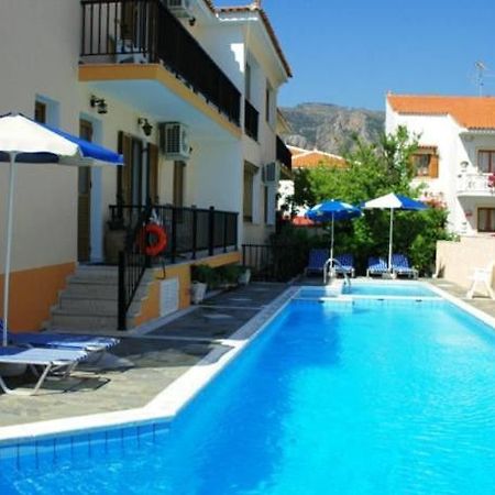 סאמוס Angela Apartments מראה חיצוני תמונה